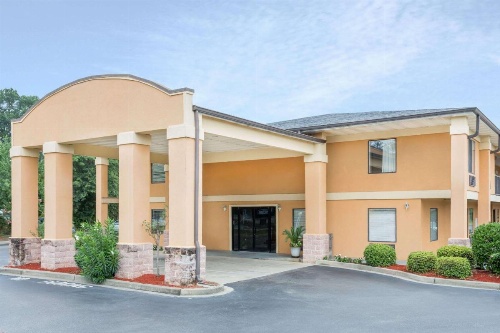 Days Inn by Wyndham Blythewood North Columbia image 16